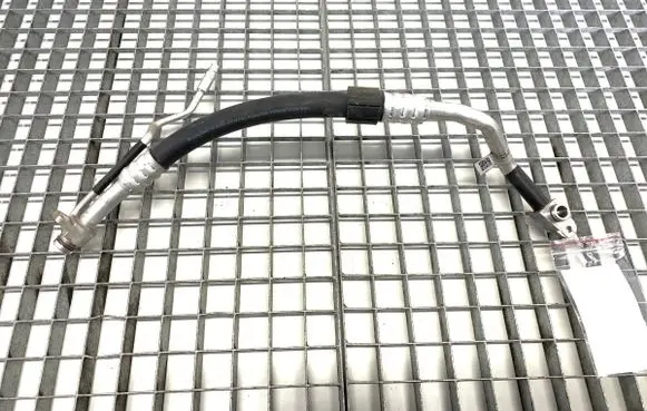 Audi A4 S4 B9 Air conditioning (A/C) pipe/hose 8W1820740F