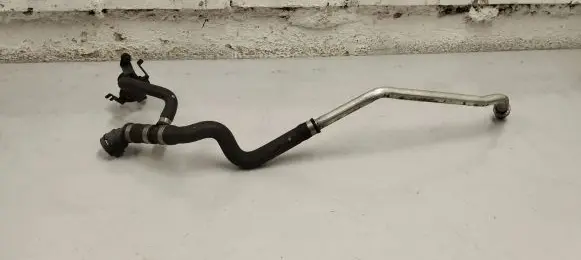Mercedes-Benz GLE (W166 - C292) Engine coolant pipe/hose A1665009675