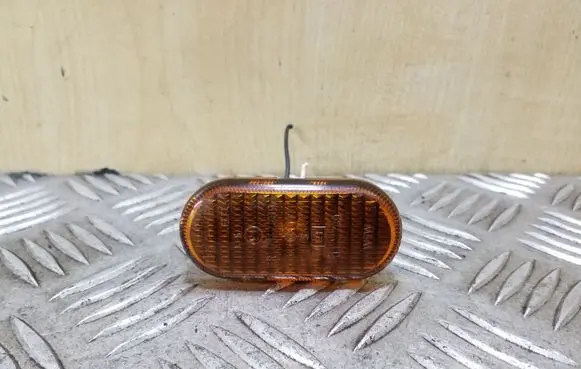 Renault Espace III Front fender indicator light