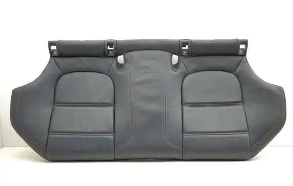 Jaguar XE Rear seat 