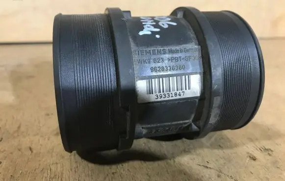 Peugeot 206 Mass air flow meter 5WK9623 9628336380