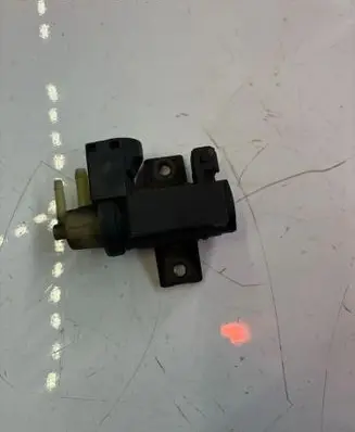 Renault Master III Turbo solenoid valve 8200790180