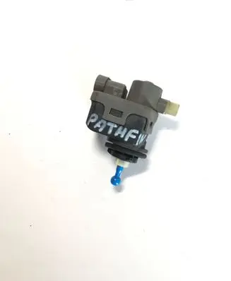 Nissan Pathfinder R51 Headlight level adjustment motor 7700420737 007878