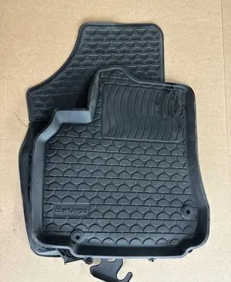 Peugeot Partner Car floor mat set 1609351080 1609351980 1609351180