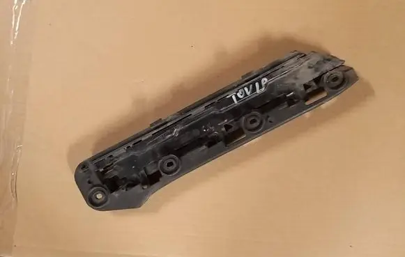Volkswagen Touran II Front bumper mounting bracket 1T0807049