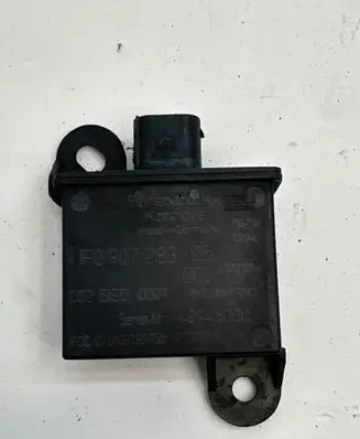 Audi Q7 4L Tire pressure sensor 4F0907283 40946330 053300401203