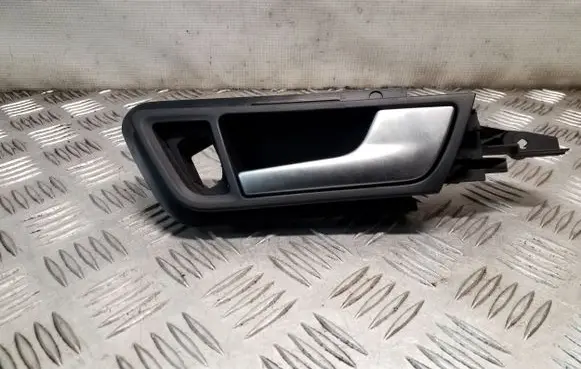 Audi Q5 SQ5 Front door interior handle 8R0837020