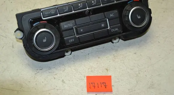 Volkswagen Golf Plus Climate control unit 5K0907044BD SW0608 5HB00974631