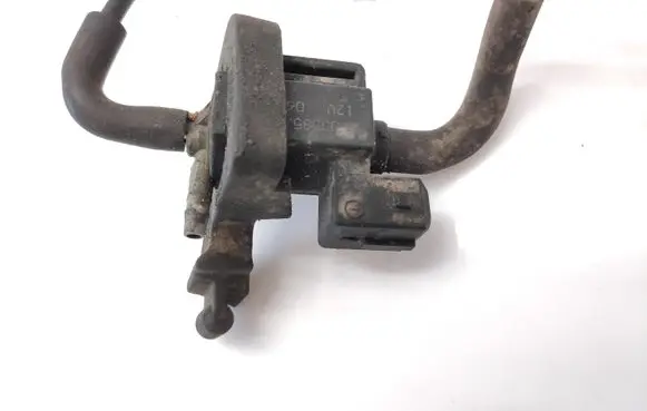 Citroen C6 Turbo solenoid valve 70058501 06T045