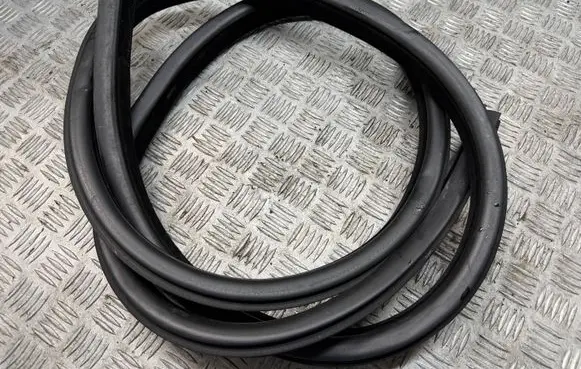 Land Rover Range Rover Velar Front door rubber seal