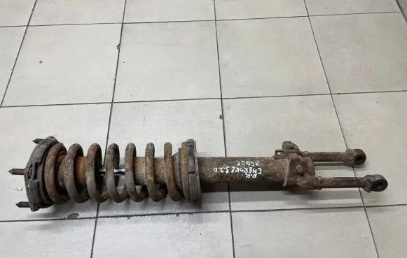Jeep Grand Cherokee (WK) Front shock absorber with coil spring