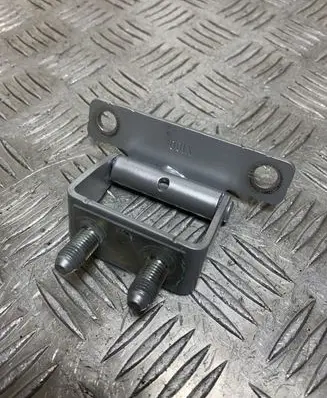 SsangYong Korando Tailgate/trunk/boot hinge
