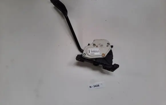 Volvo XC90 Accelerator throttle pedal 30683521