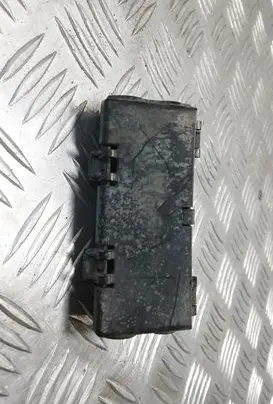 Other engine bay part