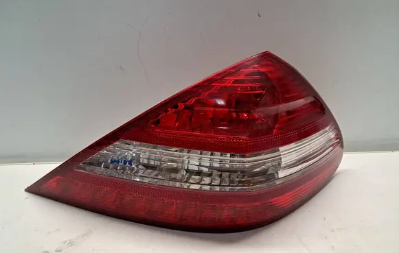 Rear/tail lights