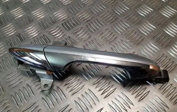 Honda FR-V Rear door exterior handle