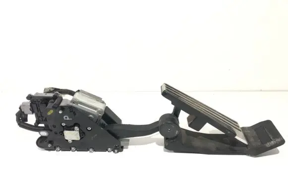 Infiniti Q70 Y51 Accelerator throttle pedal 3Z030031