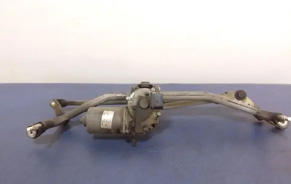 Jaguar XF X250 Front wiper linkage and motor 8X2317500AD