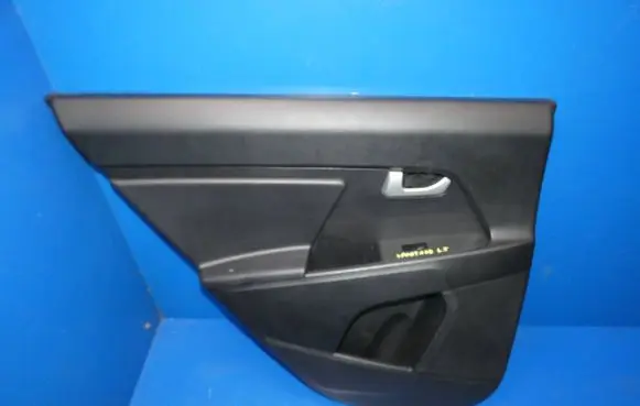 KIA Sportage Rear door card panel trim