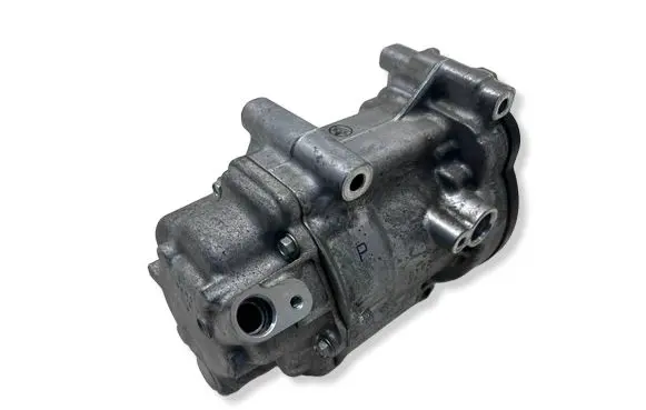 Toyota Corolla E210 E21 Air conditioning (A/C) compressor (pump) OYT26786 0424001192 ESB20C