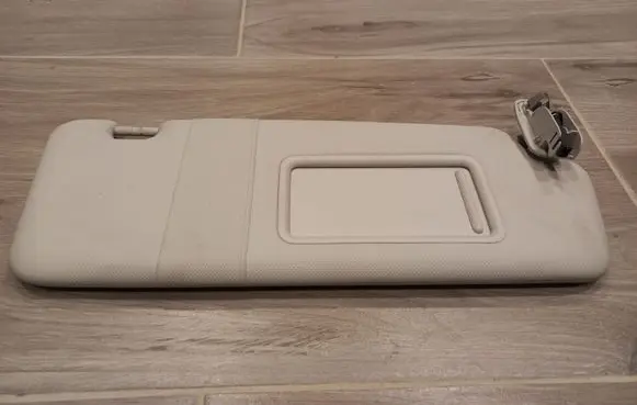 Audi A4 S4 B8 8K Sun visor 8K0857552
