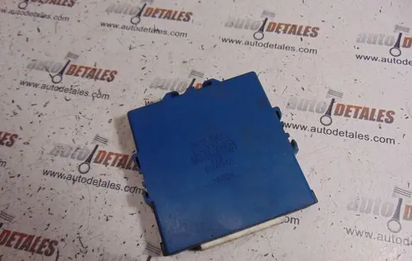 Toyota Corolla Verso AR10 Combustion control unit/module 896180F020