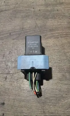 Citroen C5 Glow plug pre-heat relay 9640469680