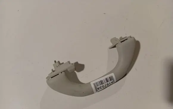 Volkswagen Golf V Rear interior roof grab handle