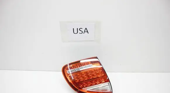 Porsche Cayenne (92A) Tailgate rear/tail lights 7P5945093N