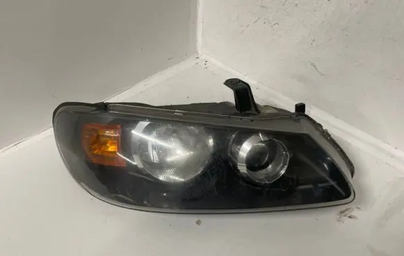 Nissan Almera N16 Headlight/headlamp 26010BN67A H235GRLE 10016391