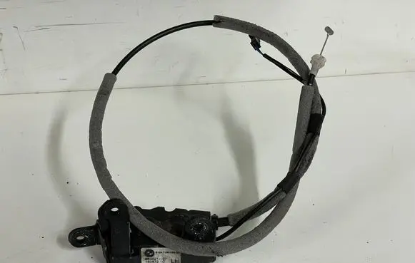 BMW X5 E70 Tailgate lock latch 5124718319605 7183196
