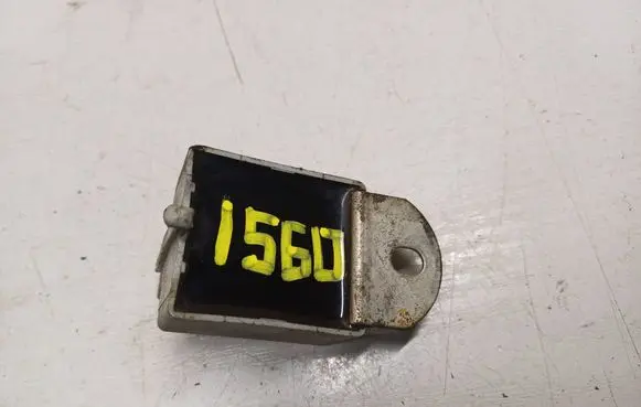 Ford Mondeo Mk III Ignition amplifier control unit 0310025012 93AB12A019AB