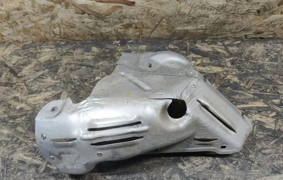 Citroen DS7 Crossback Exhaust heat shield 9824514480