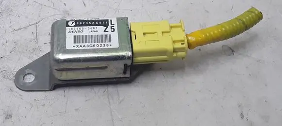 Subaru Legacy Airbag deployment crash/impact sensor 98235AG011 1879000681