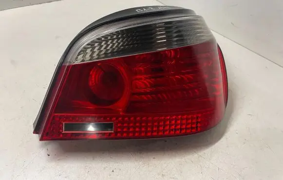 BMW 5 E60 E61 Rear/tail lights 6923306