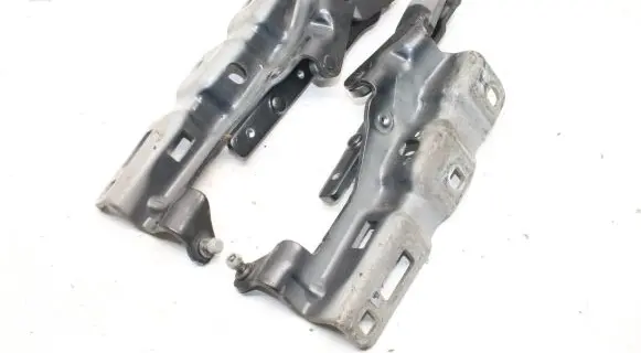 Mercedes-Benz CLC CL203 Engine bonnet/hood hinges