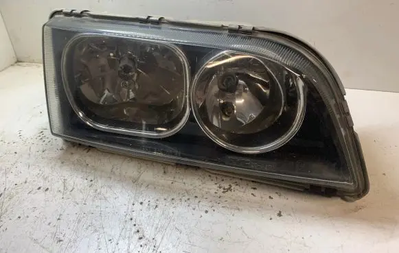 Volvo S40, V40 Headlight/headlamp