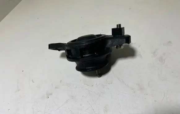 Subaru XV II Engine mount bracket 41022FJ010