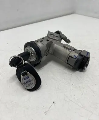 Ford Turneo Courier Ignition lock 9V213F880EC