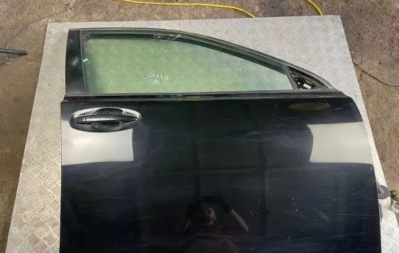 Subaru Outback Front door