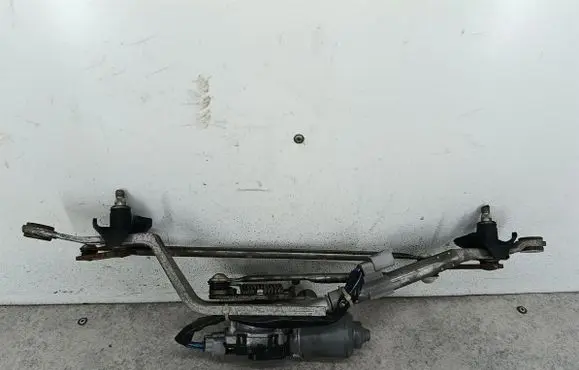 Toyota Auris 150 Front wiper linkage 8511002190