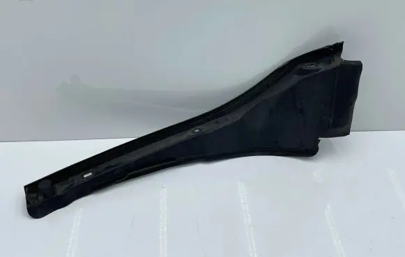 BMW 2 F46 Fender end trim 7300518 15054410