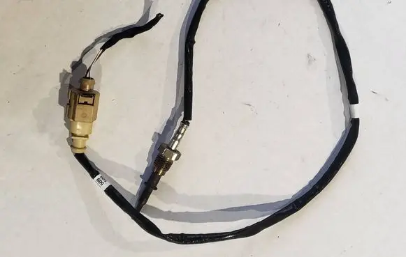 Skoda Octavia Mk3 (5E) Exhaust gas temperature sensor 04L906088BF