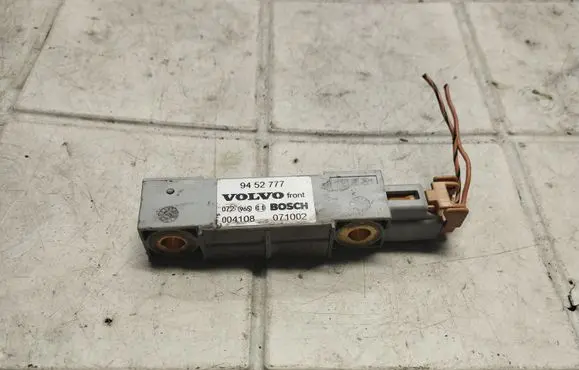 Volvo V70 Airbag deployment crash/impact sensor 9452777