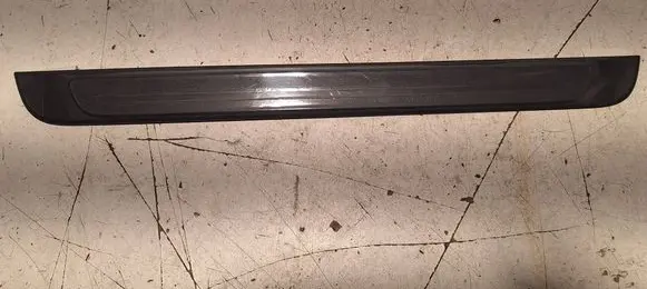 Front sill trim cover
