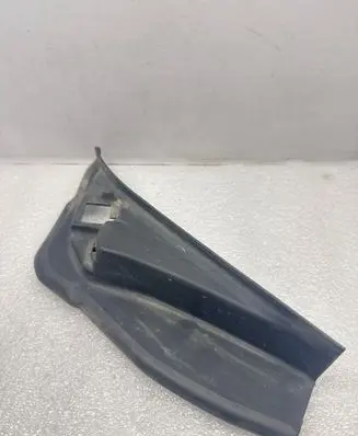 BMW 5 G30 G31 G38 Tailgate/trunk side cover trim 7390425