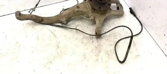 Alfa Romeo GT Front wheel hub spindle knuckle