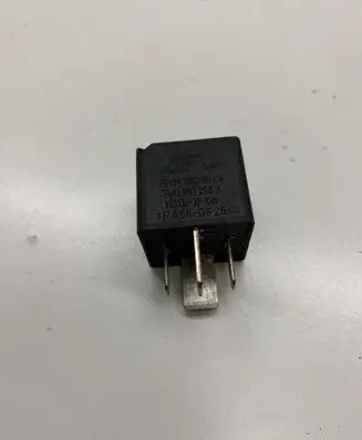 Seat Alhambra (Mk1) Other relay 7M0951253A 95VW10K705CA V23136J6X45