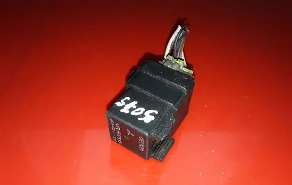 Mitsubishi Pajero Other relay MR500531 G8JN1C6TF