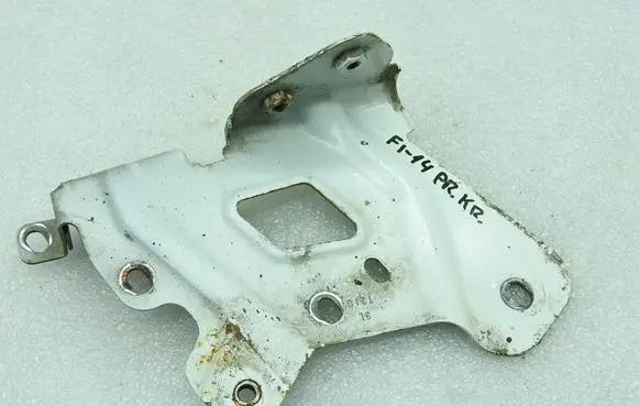 Fiat Doblo Fender mounting bracket 95509390 51826998